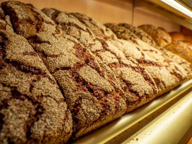 Kräftiges, frisch gebackenes Brot der Bäckerei Schwabe