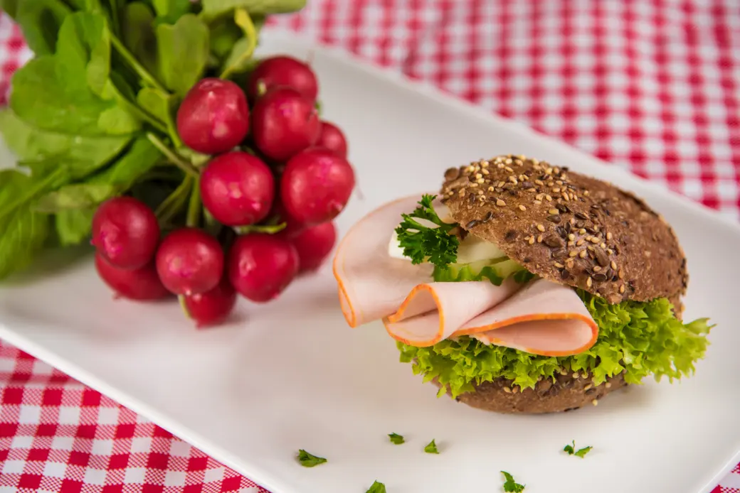 Kraftmacher – belegtes Brötchen der Bäckerei Schwabe